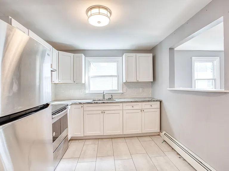 12 Martin St #1 — Photo 8