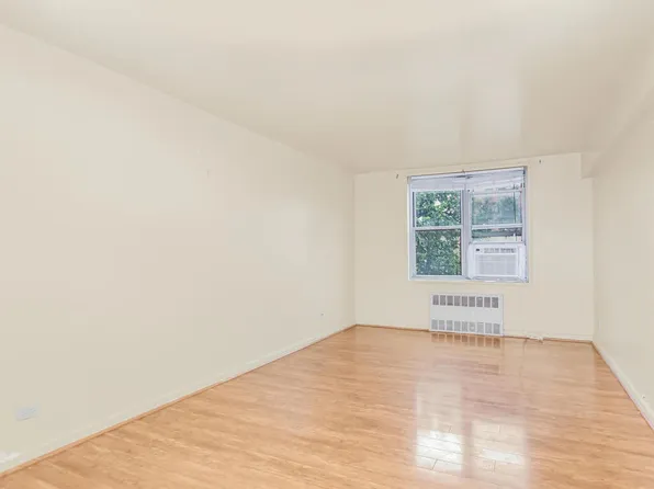 1425 Thieriot Avenue image 8 of 19