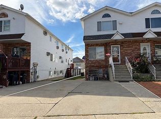 48 Lewiston St, Staten Island, NY 10314