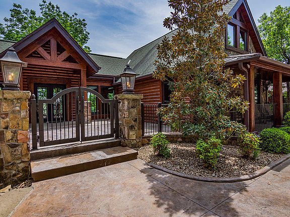 2nd image of 26144 Sugarfoot Ln