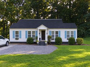 3713 White Sulphur Rd, Gainesville, GA 30507