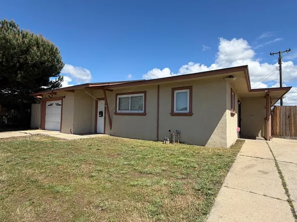 1300 Linwood Dr, Salinas, CA 93906