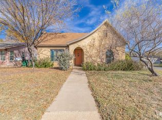 304 N Adams Ave, San Angelo, TX 76901