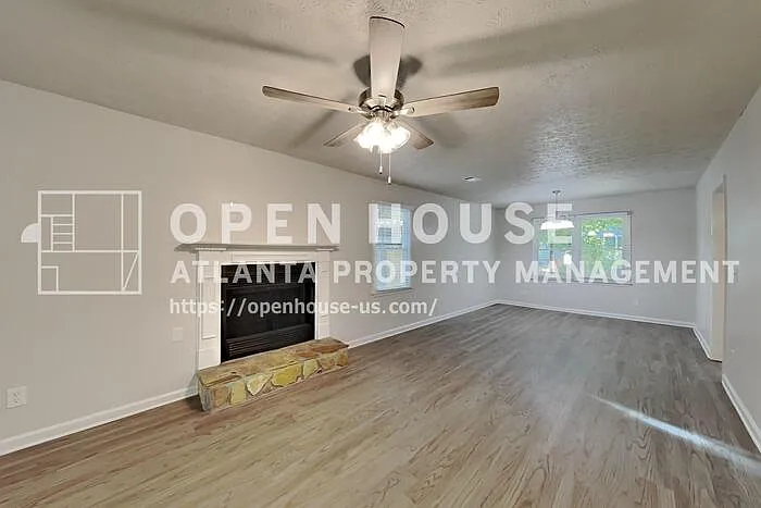 1800 Baynard Ct NW — Photo 3