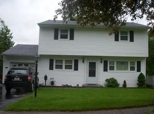 17 Linmor Ave, Newton, NJ 07860