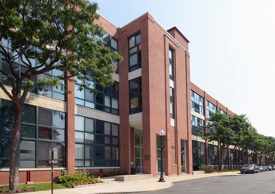 1st image of 42 8th St APT 3414