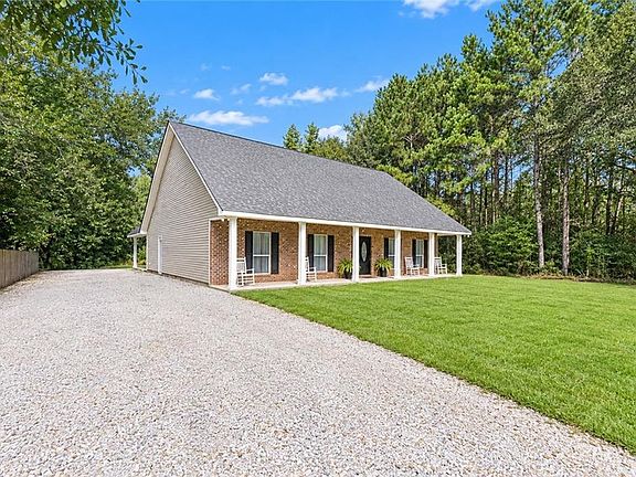 4th image of 84571 Clarence Rd
