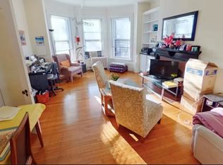 455 Beacon St #601, Boston, MA 02115