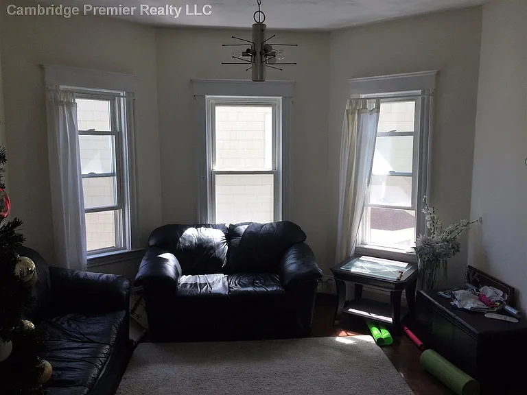 35 Rogers Ave #2 — Photo 4