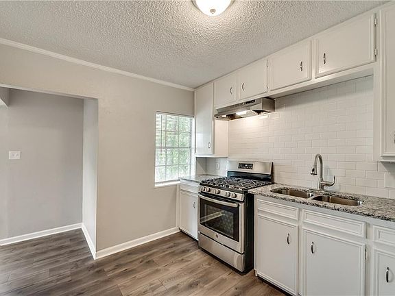 5th image of 5624 Yeary St