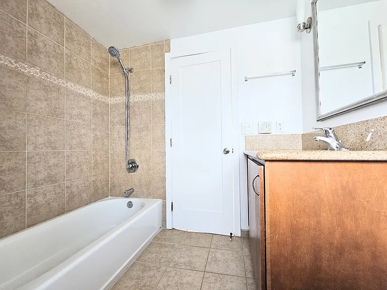 4960 Coronado Ave #6 — Photo 10