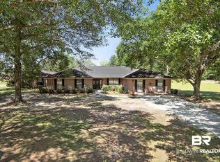 10237 Longview Dr, Foley, AL 36535