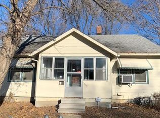 2301 Drake Park Ave, Des Moines, IA 50311