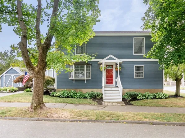 13 Porter St, Danvers, MA 01923