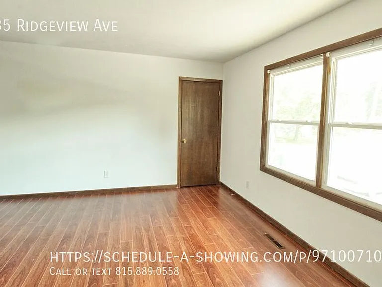 335 Ridgeview Ave — Photo 11