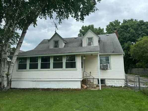 5101 Auker Dr, Flint, MI 48507