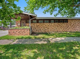 1951 E Fox St, South Bend, IN 46613