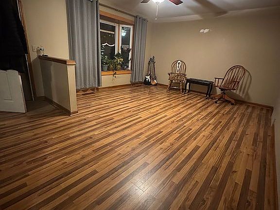 5th image of 8419 Rhode Dr
