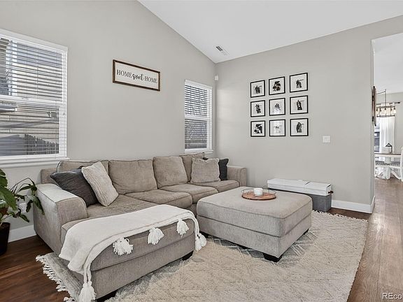 3rd image of 1224 N Heritage Avenue