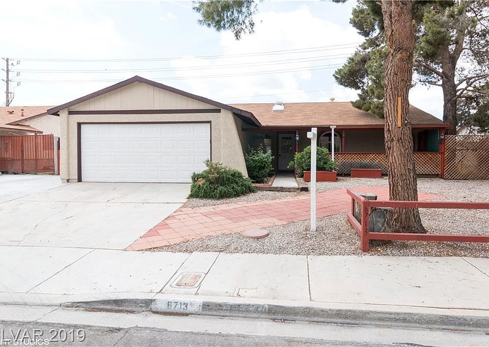 1st image of 6713 Old Castle Dr