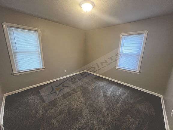 5th image of 18881 Raymond St