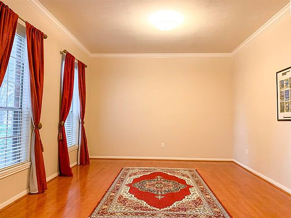 3rd image of 4510 Colony Oaks Ct