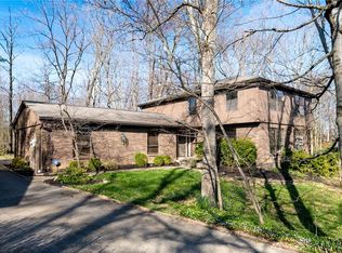 611 Woodsway Dr, Loveland, OH 45140