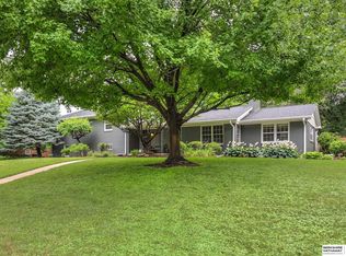 8668 Cedar St, Omaha, NE 68124
