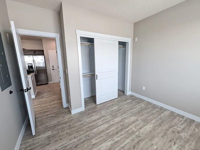 3418 Brecken St — Photo 44