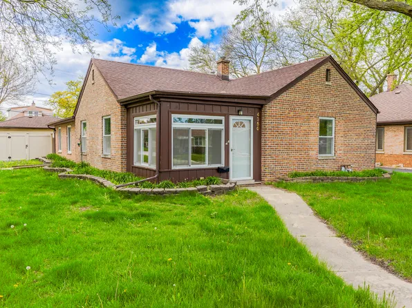 4350 Elm Ave, Lyons, IL 60534