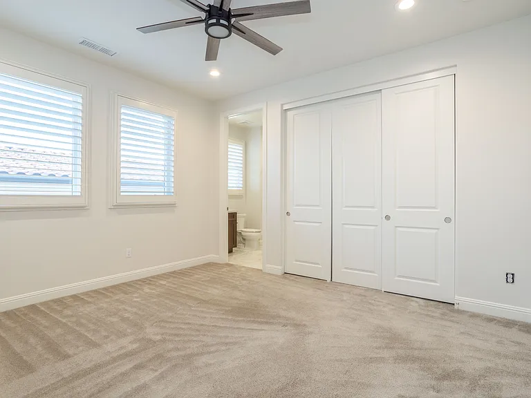 11710 Manchester Way — Photo 33