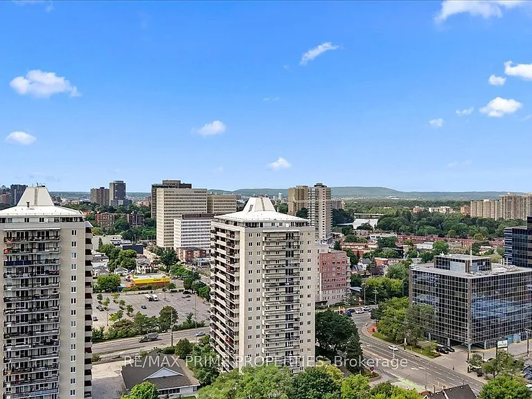 158 McArthur Ave #209 — Photo 32