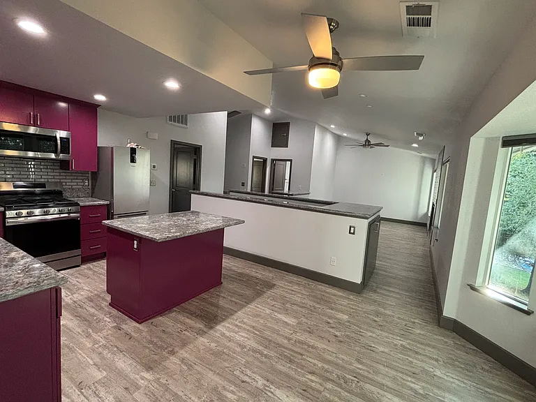 900 Figueroa St #B — Photo 2