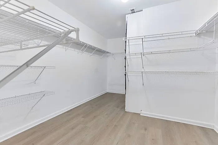 2375 Chandler Grove Dr — Photo 24