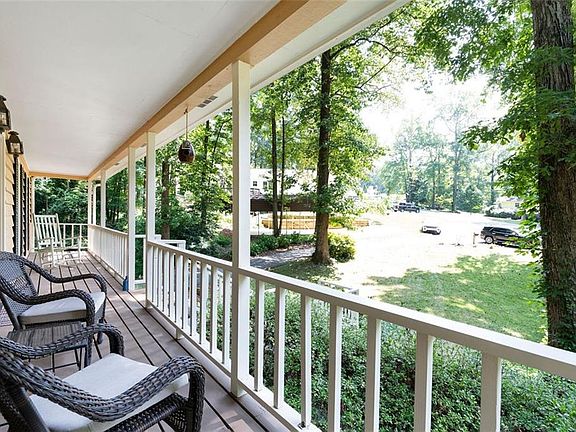 5th image of 3761 Winslow Ct