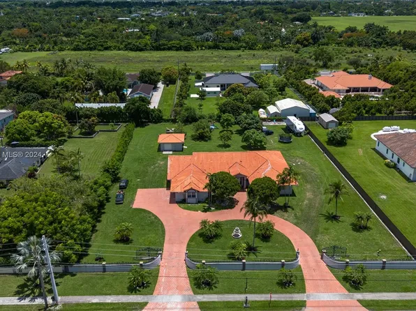 17320 SW 288th St, Homestead, FL 33030