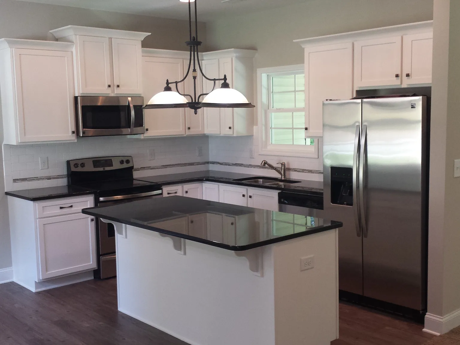 3 bed, 1530 sqft, $1,700 — Photo 2