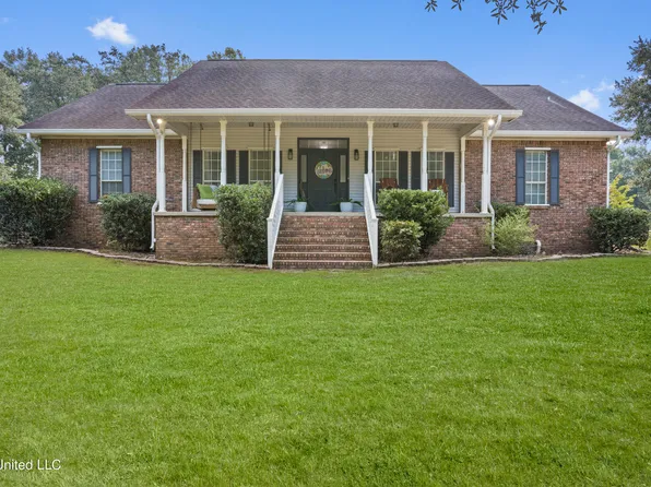 17012 Spring Lake Dr E, Vancleave, MS 39565