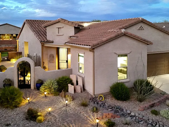 2496 W Music Mountains Dr, Green Valley, AZ 85622