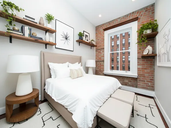 464 West 23rd Street image 5 of 9