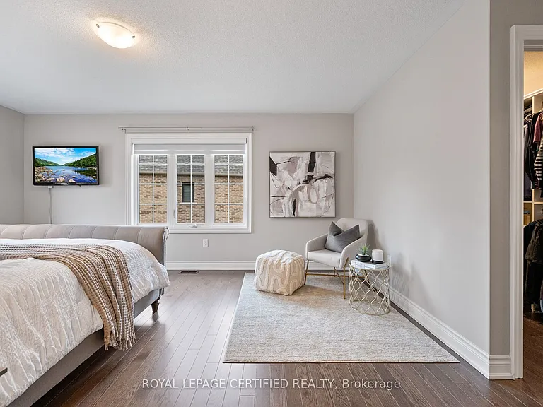 1285 Raspberry Ter — Photo 30