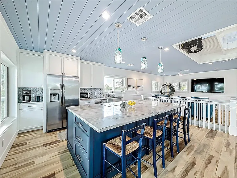 1810 E Sandpiper Rd — Photo 46
