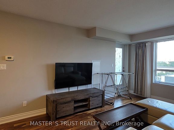4th image of 50 Clegg Rd #621