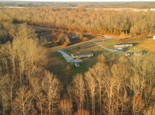 1392 Hawkersmith Rd, Tullahoma, TN 37388