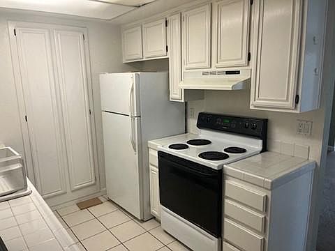 3rd image of 1712 Braddock Ct