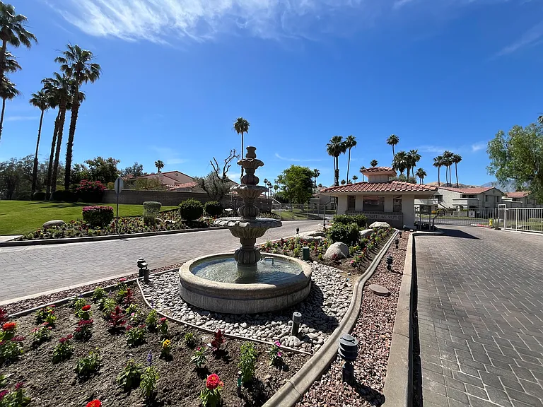 2701 E Mesquite Ave #JJ175 — Photo 41
