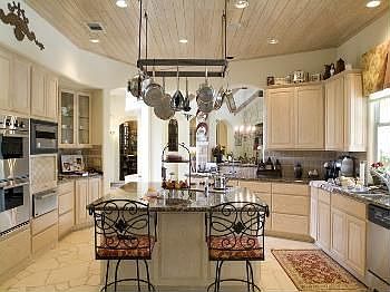 4th image of 40 Tiburon Dr