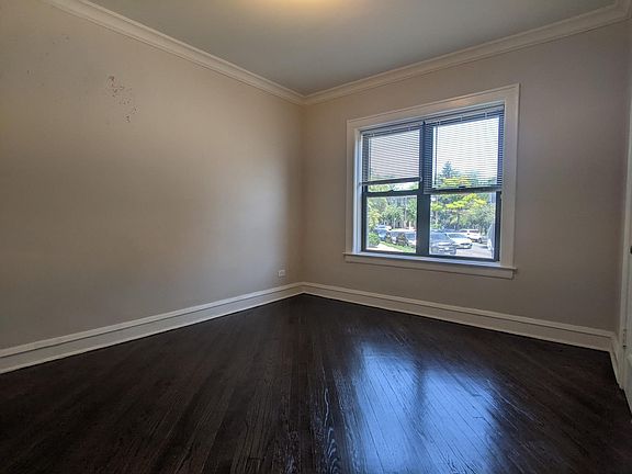5th image of 2512 N Sacramento Ave #3