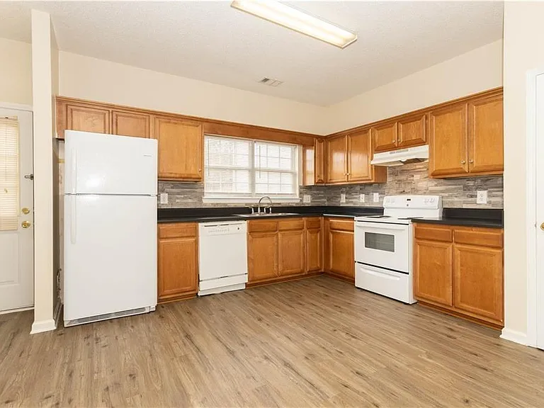 1471 Riverrock Trl — Photo 2