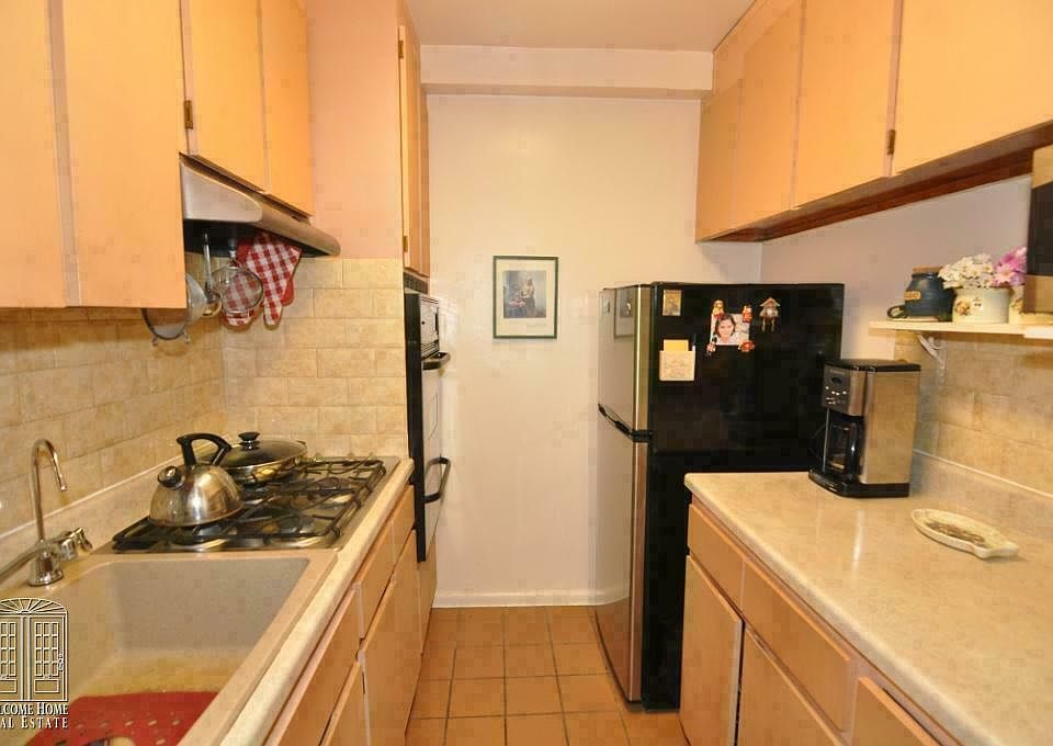 1st image of 3965 52nd St APT 9B